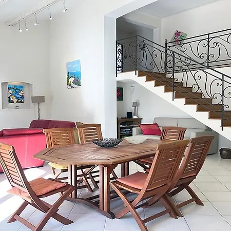 Les Jasmins Piscine Proche Jardin Villa