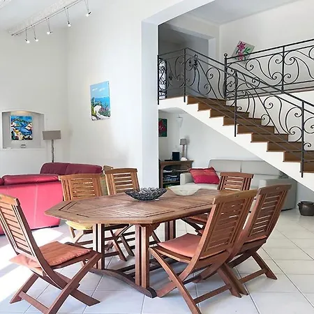 Les Jasmins Piscine Proche Jardin Villa